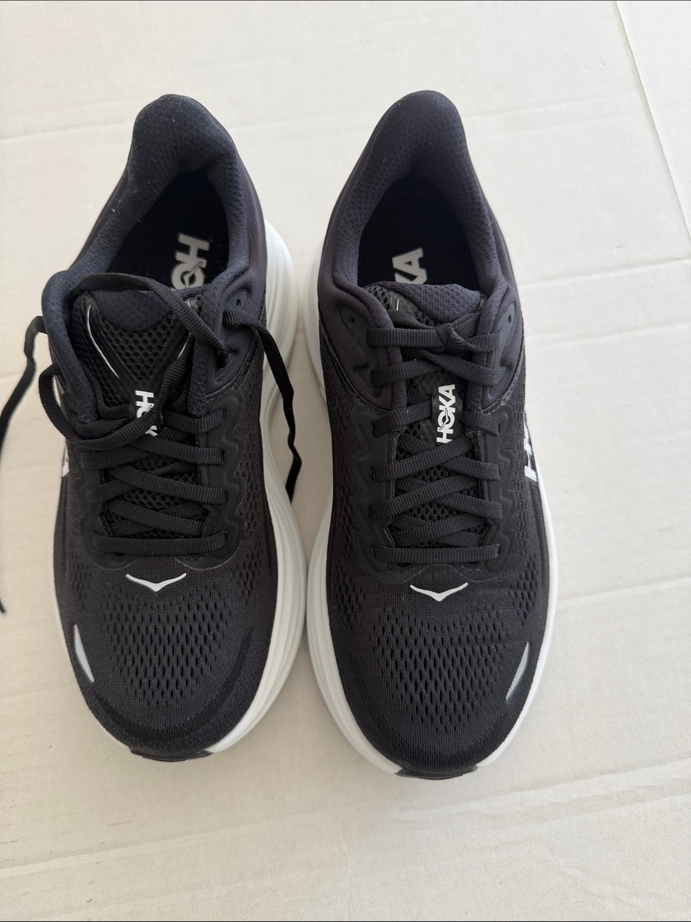 HOKA women’s Bondi 9 size 8.5